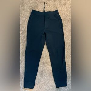 Lululemon Men’s Joggers - great condition! Stretchy fabric